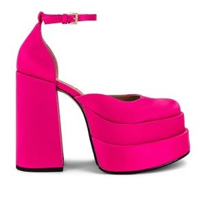 COPY - Steve Madden Charlize Platform in Pink size 10. Worn once for birthday d…